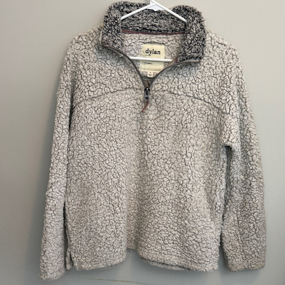 Dylan Gray Sherpa Sweater. Size Medium